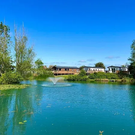 木屋 Hot Tub 5 Star Country Park Little Habton